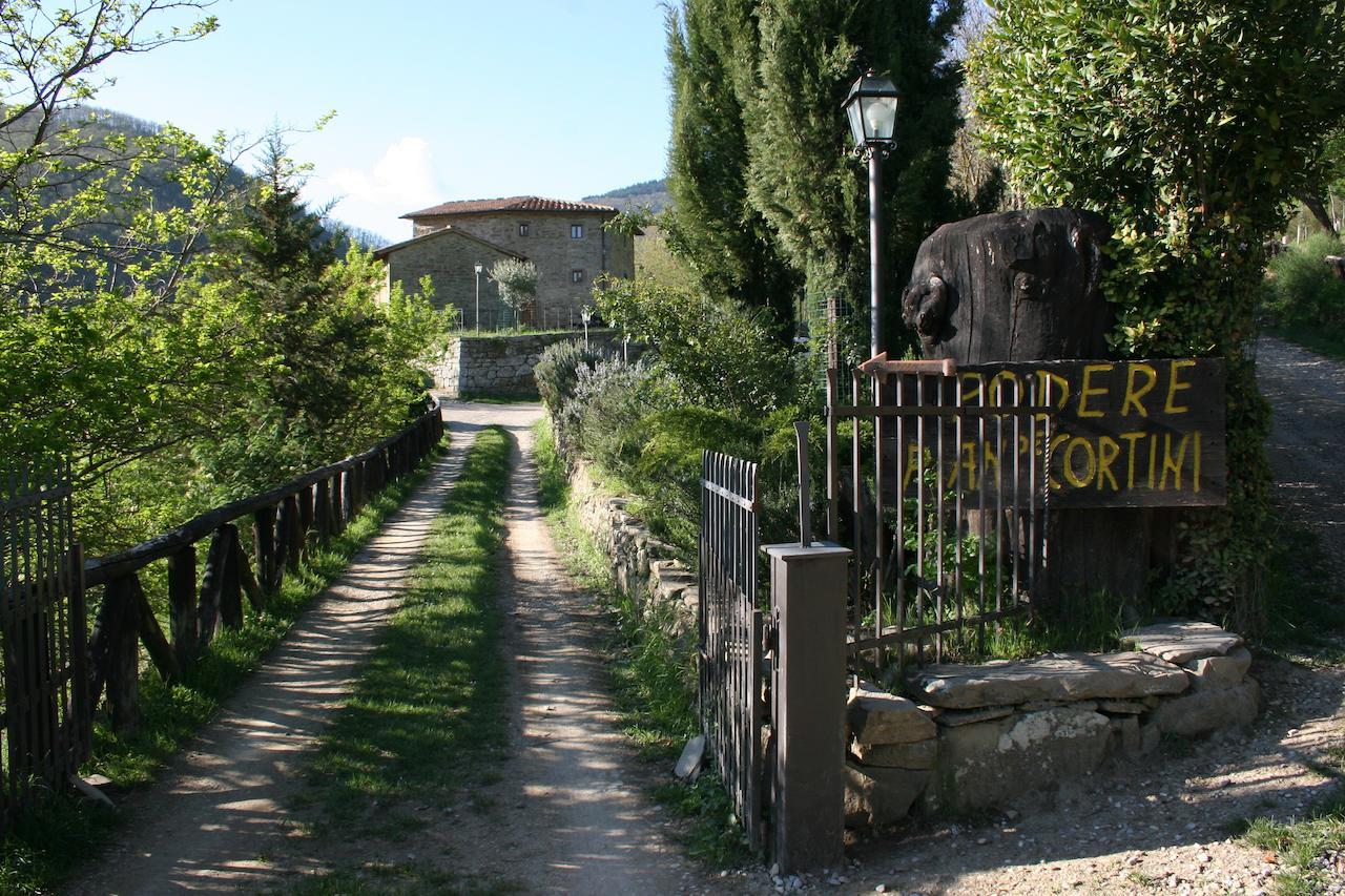 فيلا Podere Pian De' Cortini Serravalle  المظهر الخارجي الصورة